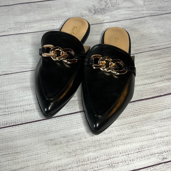 Easy Smile Flat fashion Mules. - Picture 1 of 2
